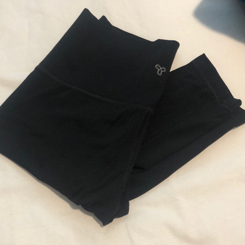 Aritzia TNA black leggings